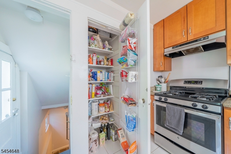 23 Bailey Road Millburn, NJ 07041 - Photo 14 of 33 Gallery Image 14