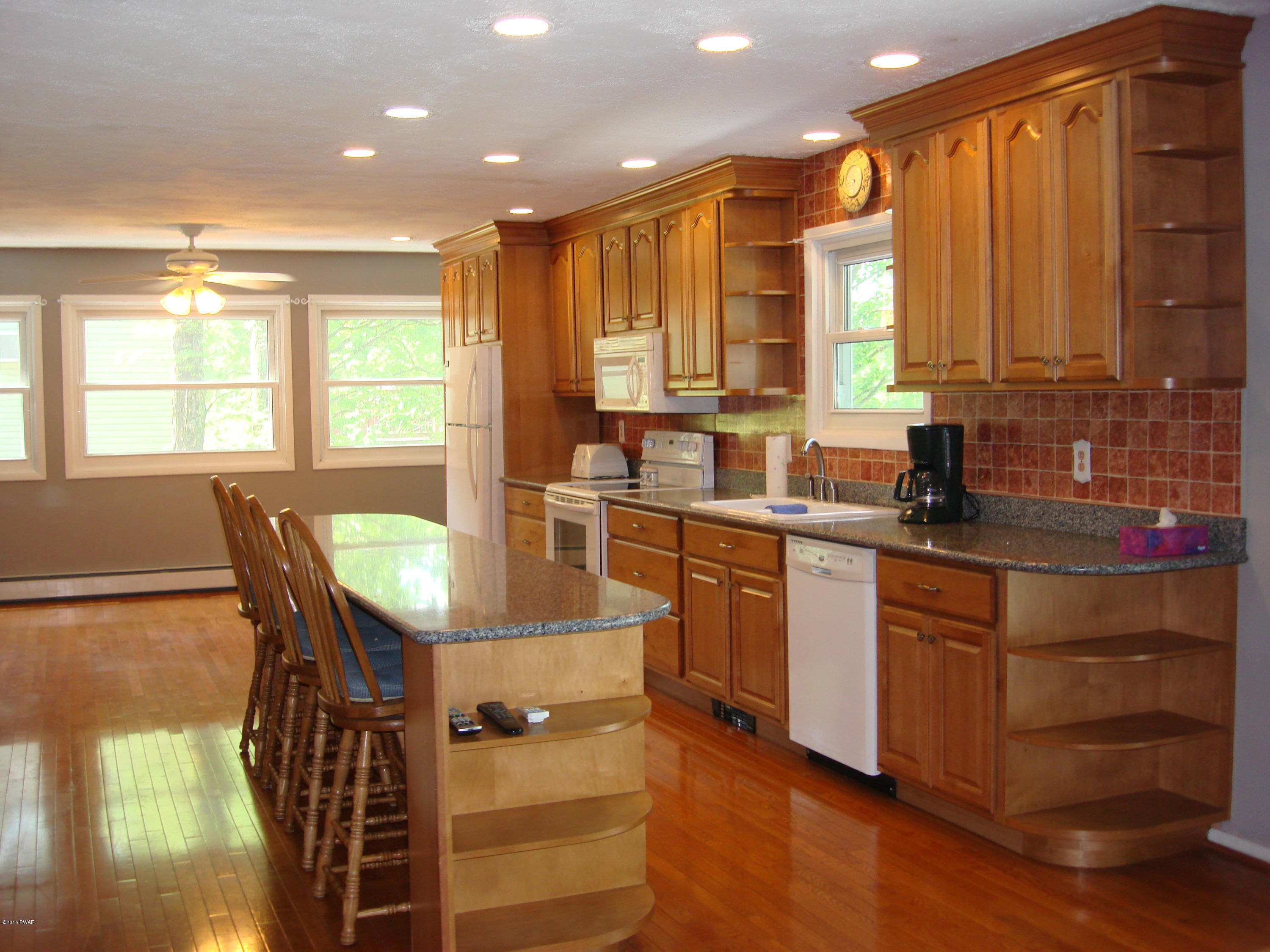 118 Northwood Road Dingmans Ferry, PA 18328 - Photo 18 of 87
