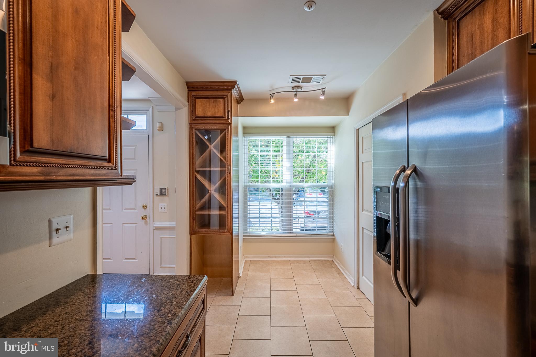 5920 Terrapin Place Alexandria, VA 22310 - Photo 15 of 67 Kitchen
