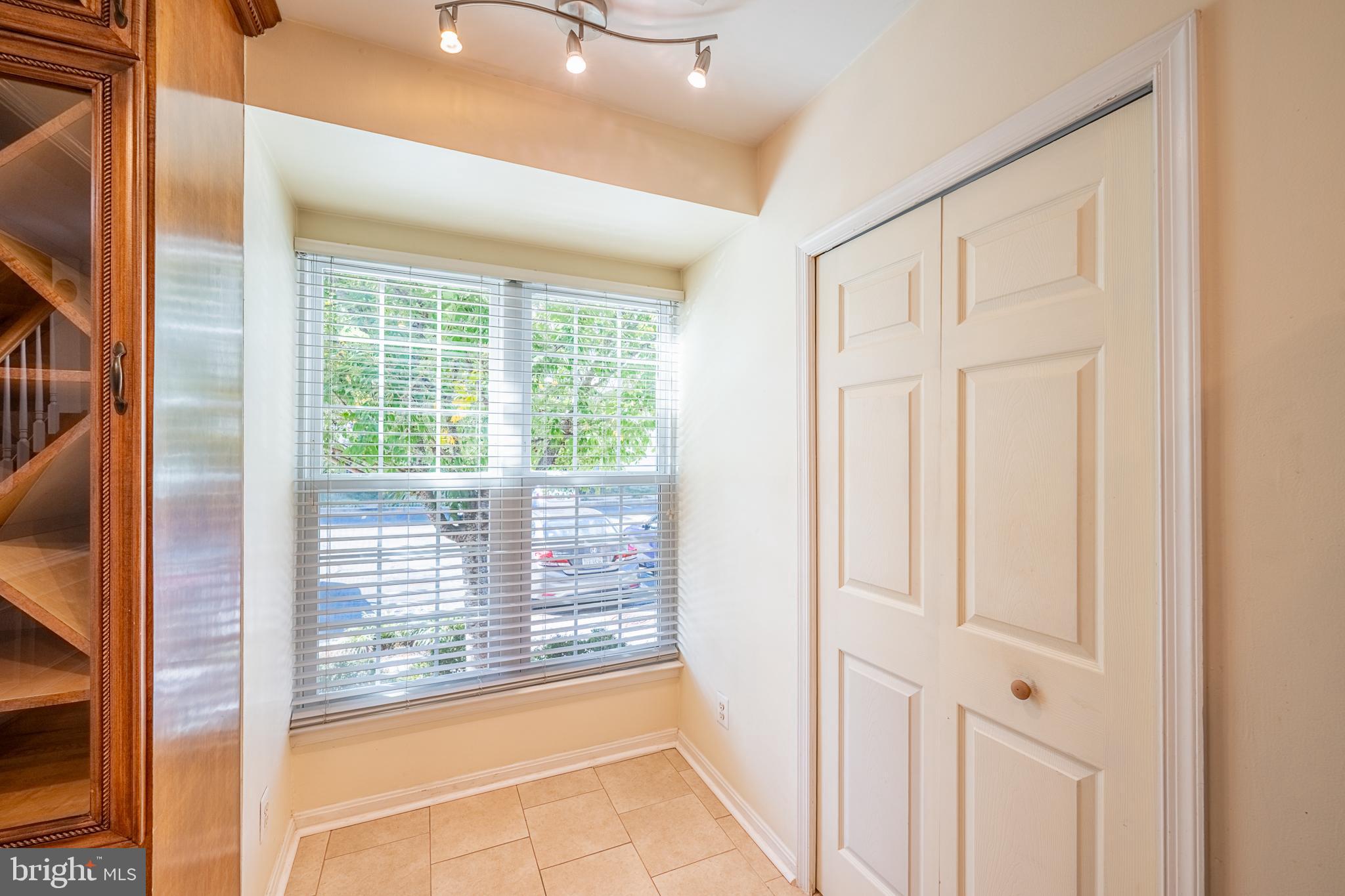 5920 Terrapin Place Alexandria, VA 22310 - Photo 21 of 67 a view of front door