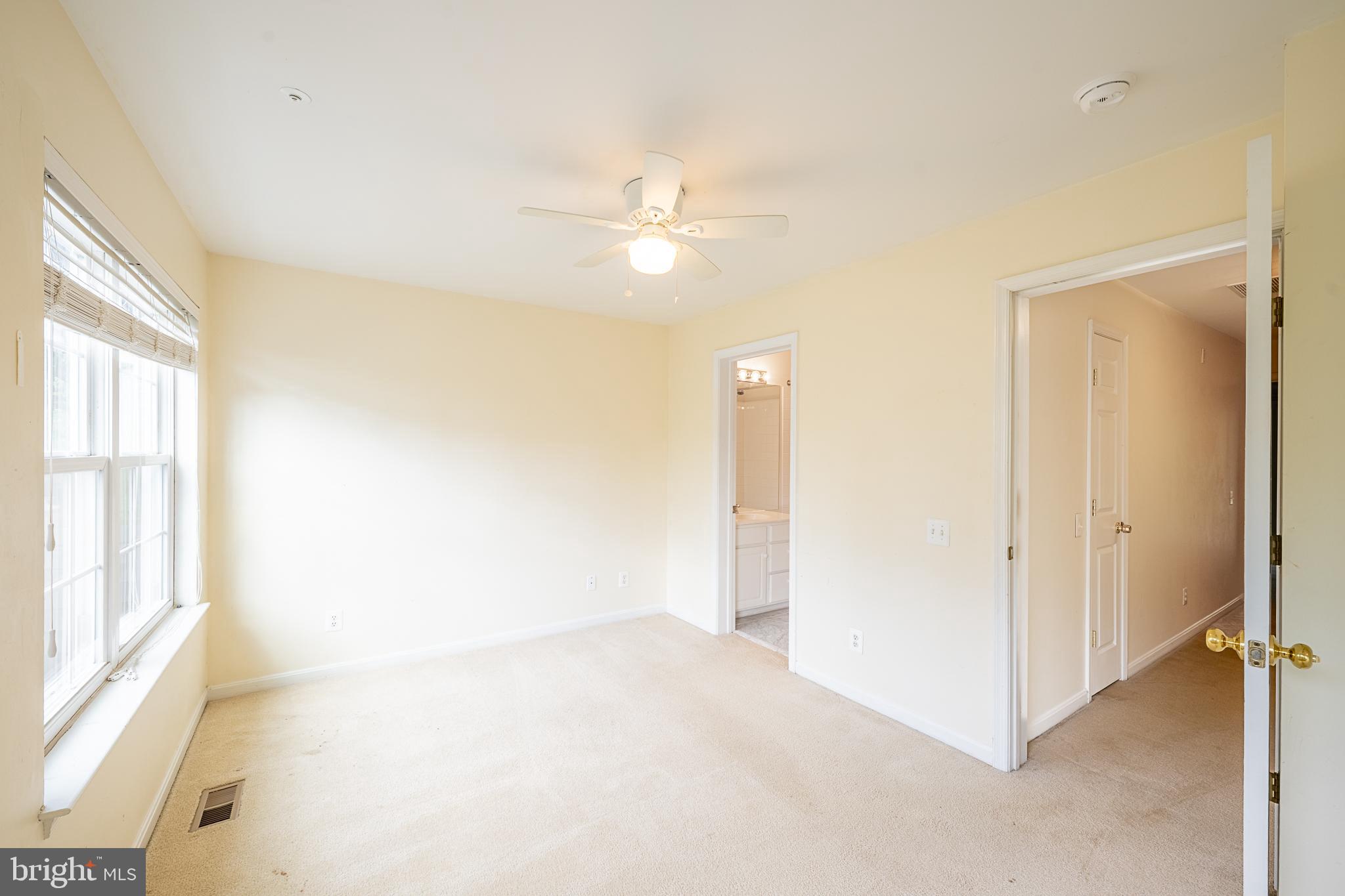 5920 Terrapin Place Alexandria, VA 22310 - Photo 37 of 67 a view of empty room with ceiling fan