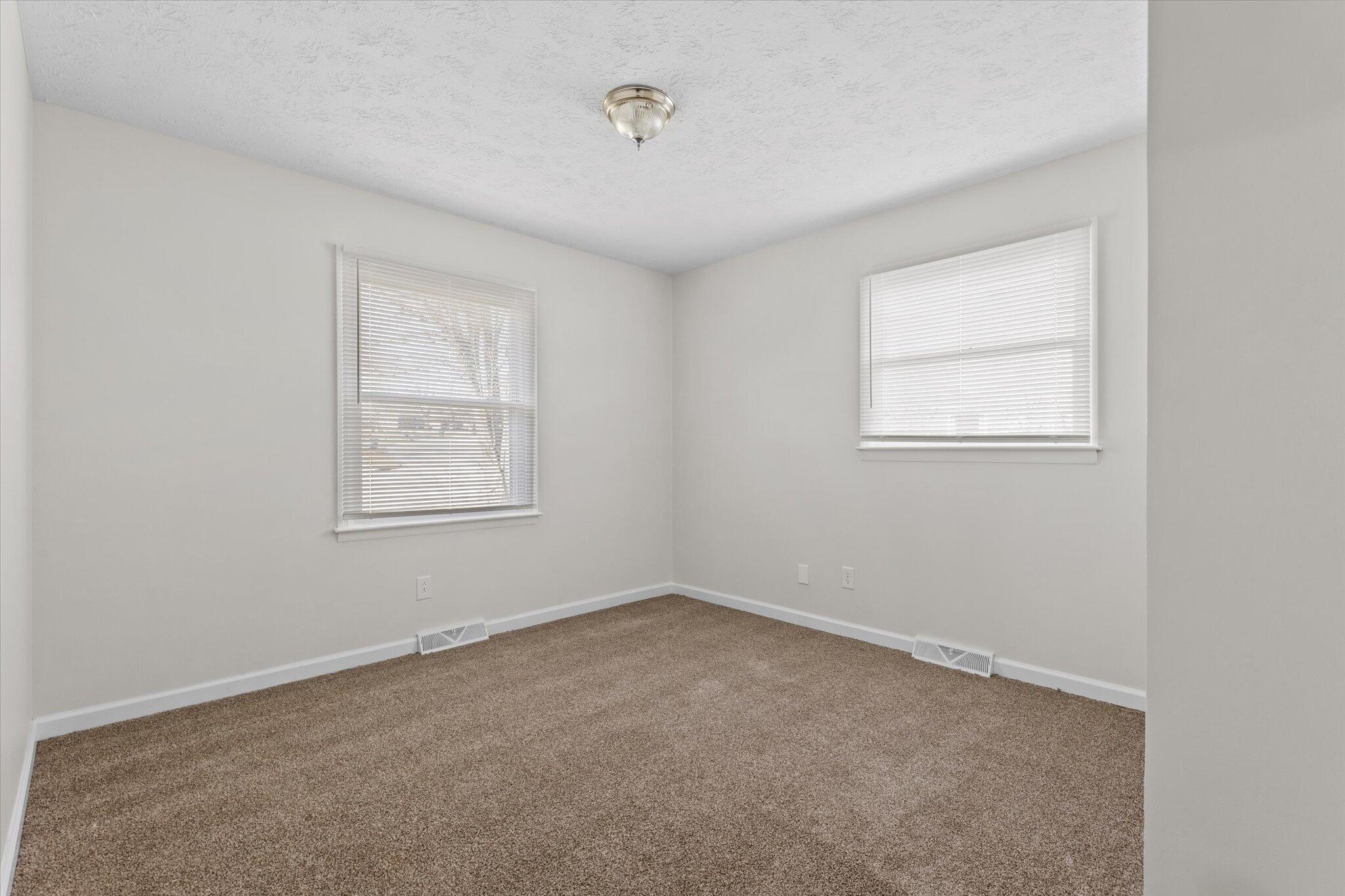 240 Toronto Road Lexington, KY 40515 - Photo 11 of 28 11-6M3A0344