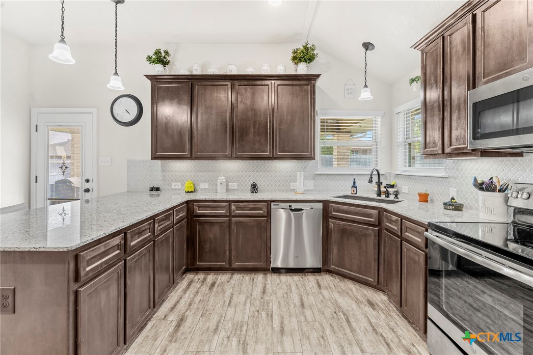 2014 Rustic Manor Drive Temple, TX 76502 - Photo 13 of 40 Gallery Image 13