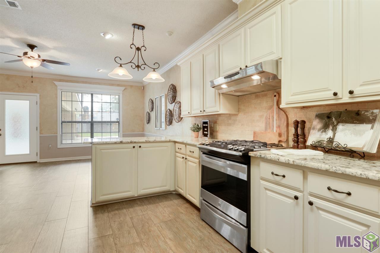 13642 Tech Drive Baton Rouge, LA 70818 - Photo 2 of 15 36 Inch Gas Range!