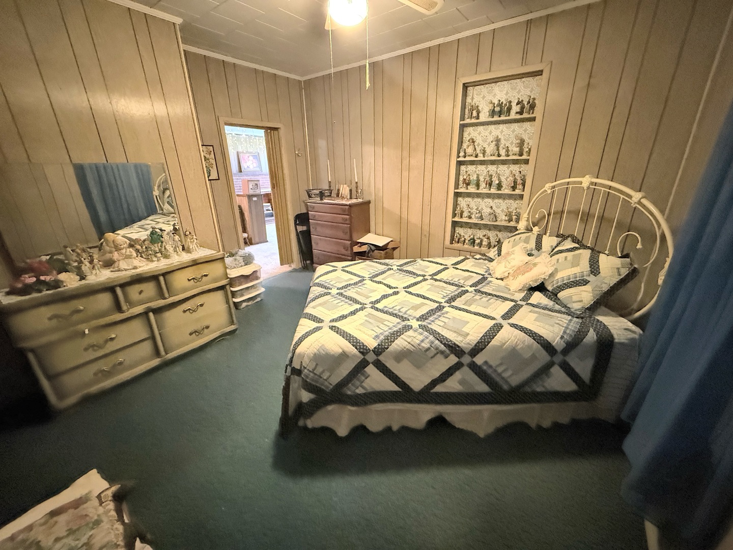 1421 West Maple Street Herrin, IL 62948 - Photo 12 of 15 a bedroom with a bed and a dresser in it
