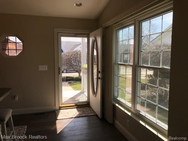 465 Newcastle Lane, Unit 40 Romeo, MI 48065 - Photo 3 of 25 IMG_0128.jpeg