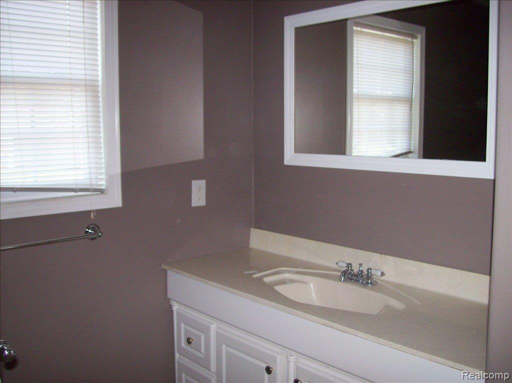 5725 Galbraith Line Road Croswell, MI 48422 - Photo 12 of 14 bath