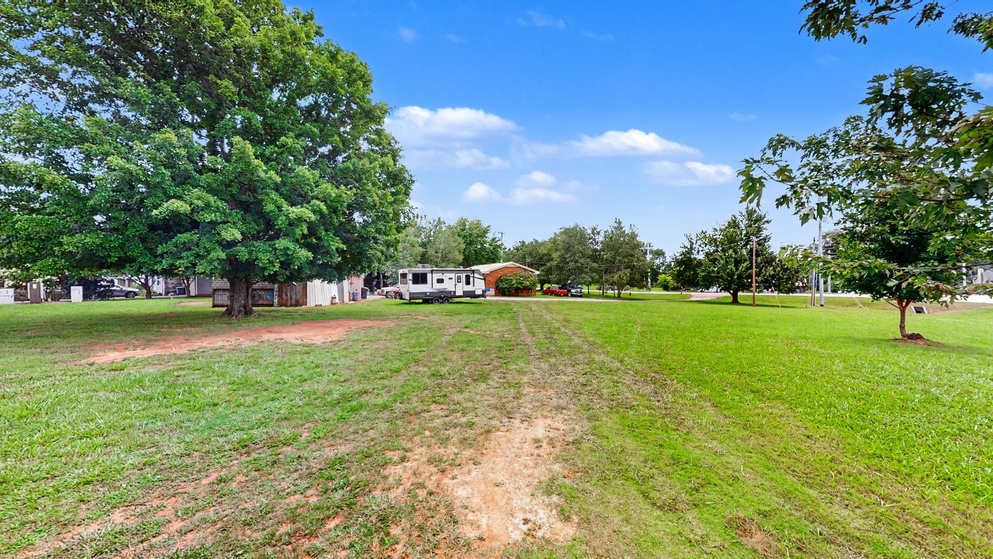 801 Tiny Town Road Clarksville, TN 37042 - Photo 17 of 19 Gallery Image 17