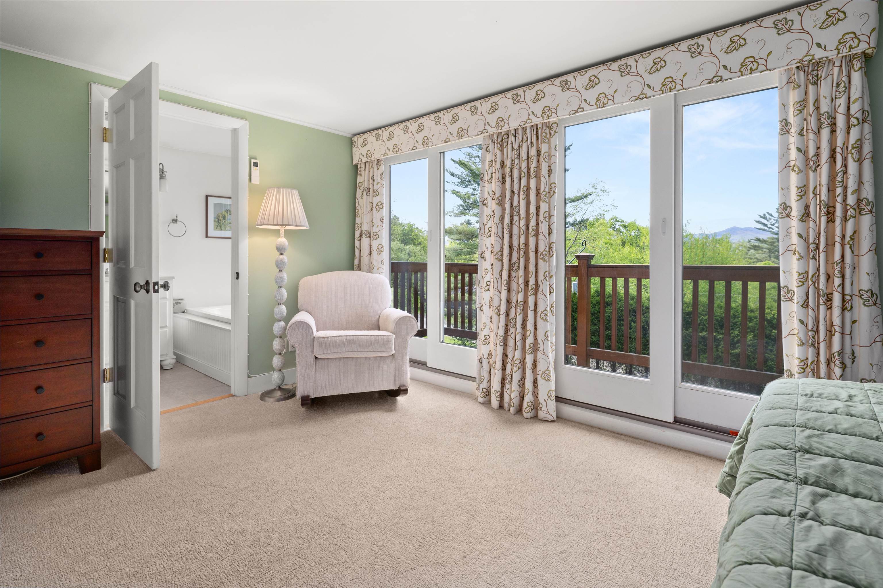 217 Wood Road Stowe, VT 05672 - Photo 23 of 40