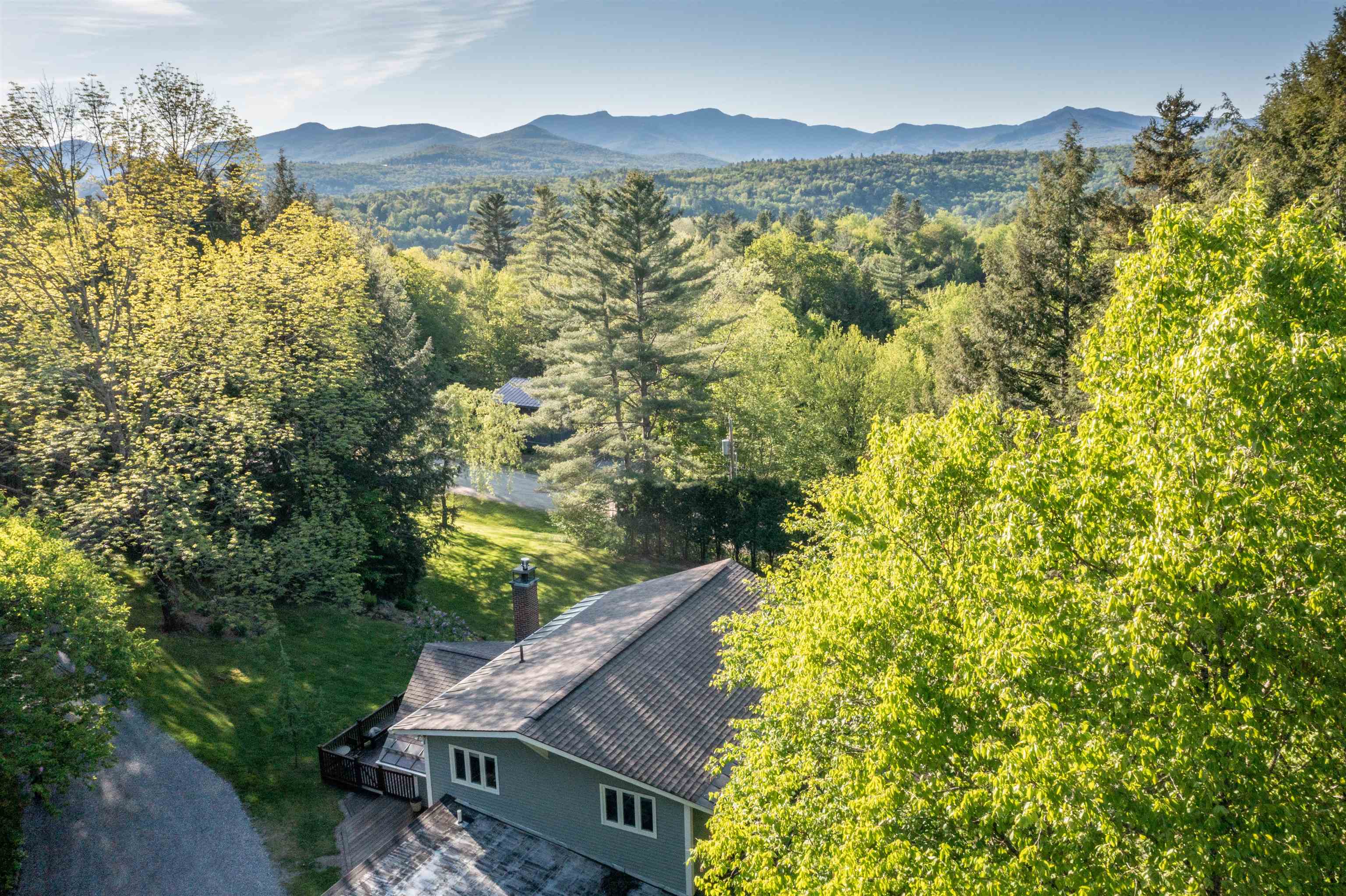217 Wood Road Stowe, VT 05672 - Photo 10 of 40