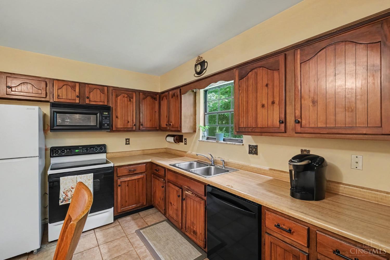 3208 Pitzer Road Bethel, OH 45106 - Photo 10 of 26 Gallery Image 10
