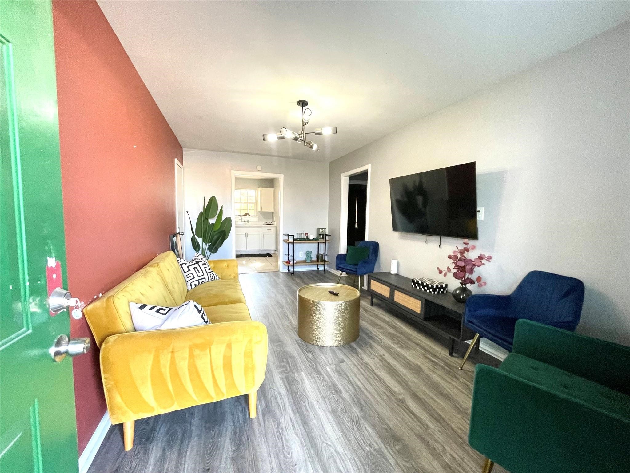 2411 Bastrop Street, Unit 2 Houston, TX 77004 - Photo 2 of 12