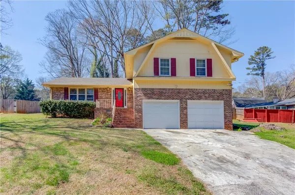 $295,000 | 564 Allana Court, Stone Mountain, GA 30087
