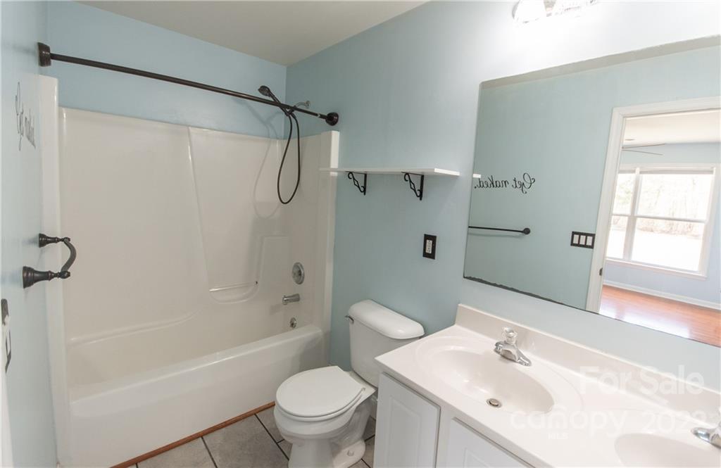 197 Ridge Point, Unit 6 Sylva, NC 28779 - Photo 6 of 13