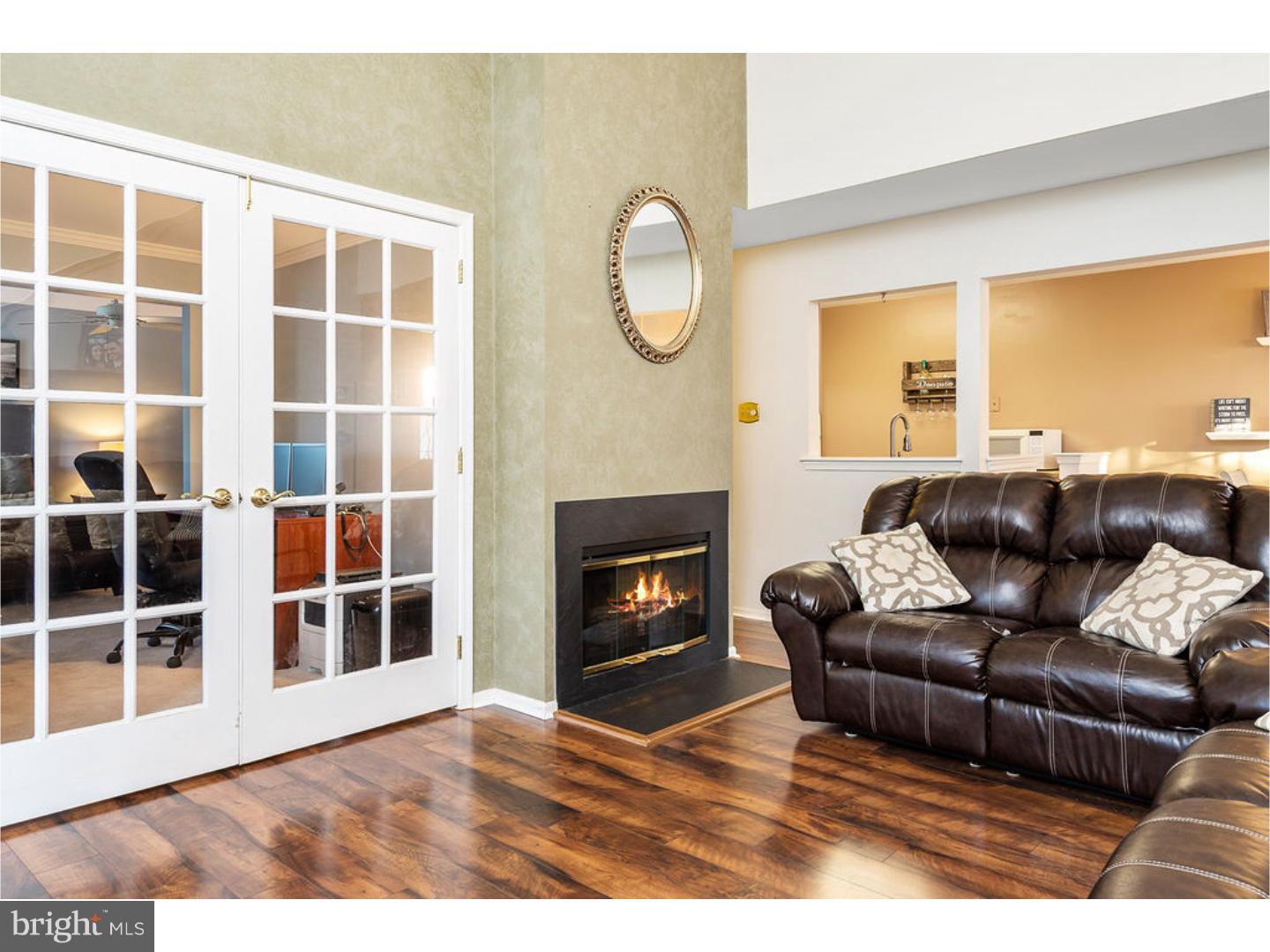 502 Quail Road Marlton, NJ 08053 - Photo 6 of 25 Living Room