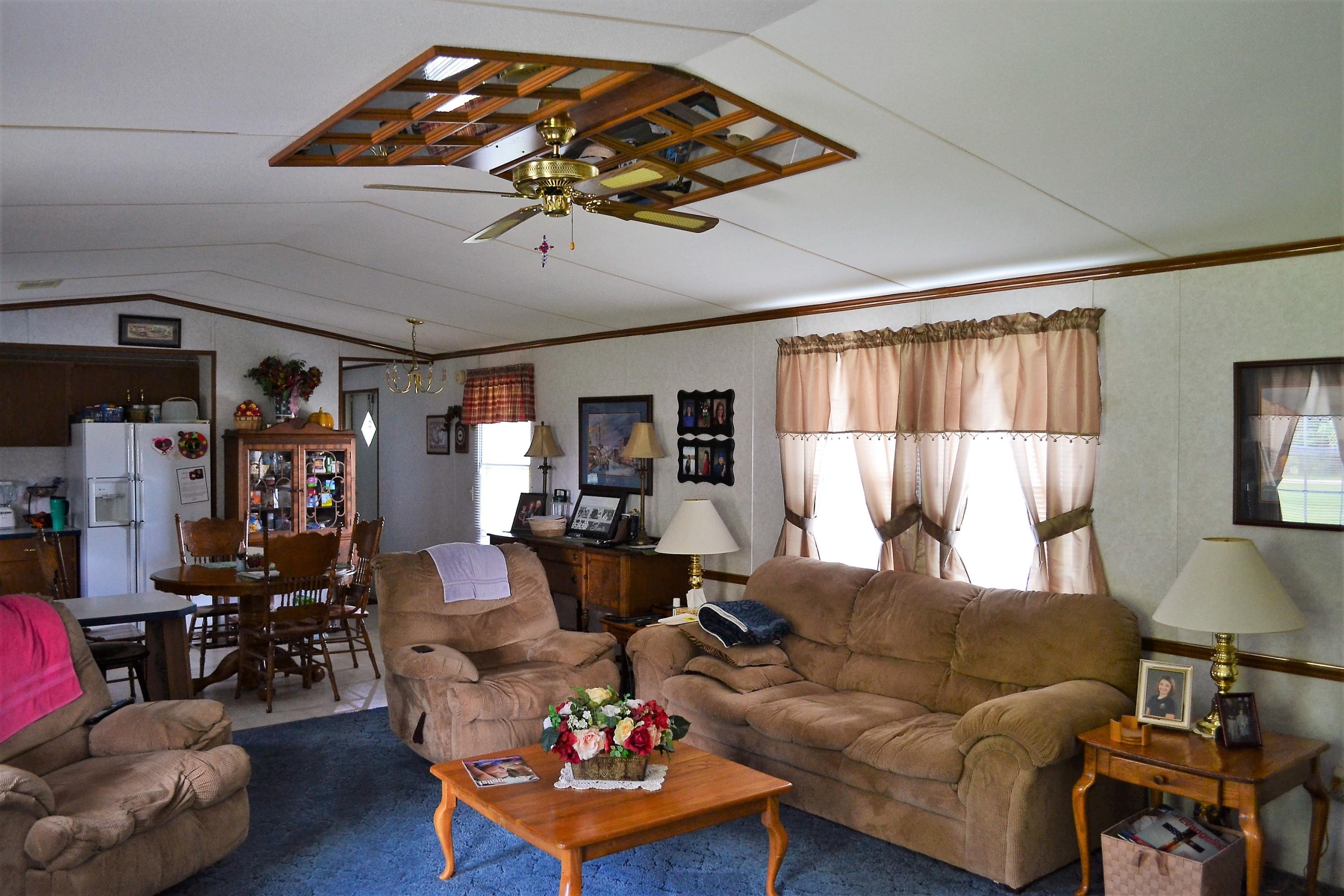 3554 Martha Washington Road Clarkrange, TN 38553 - Photo 29 of 32 Livingroom