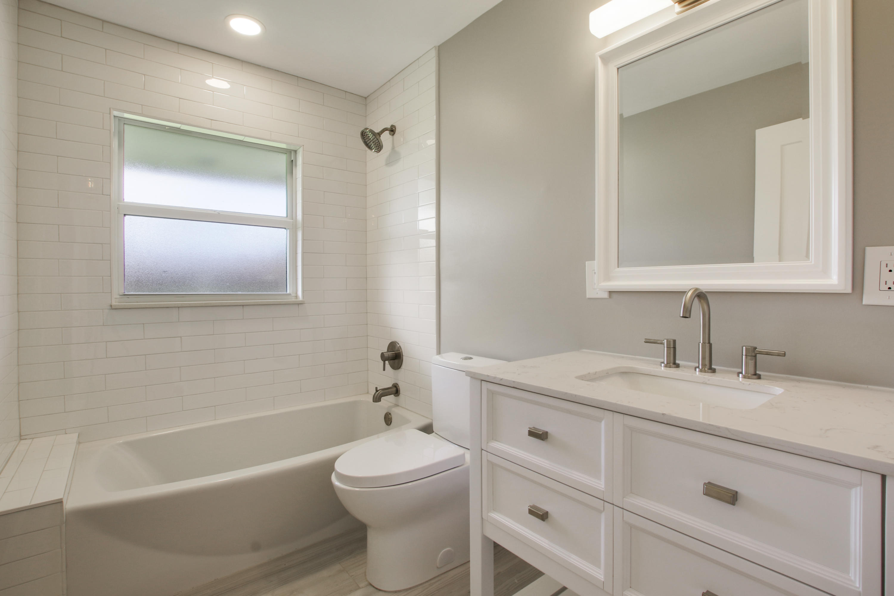 613 Shore Road North Palm Beach, FL 33408 - Photo 23 of 30 House2-10