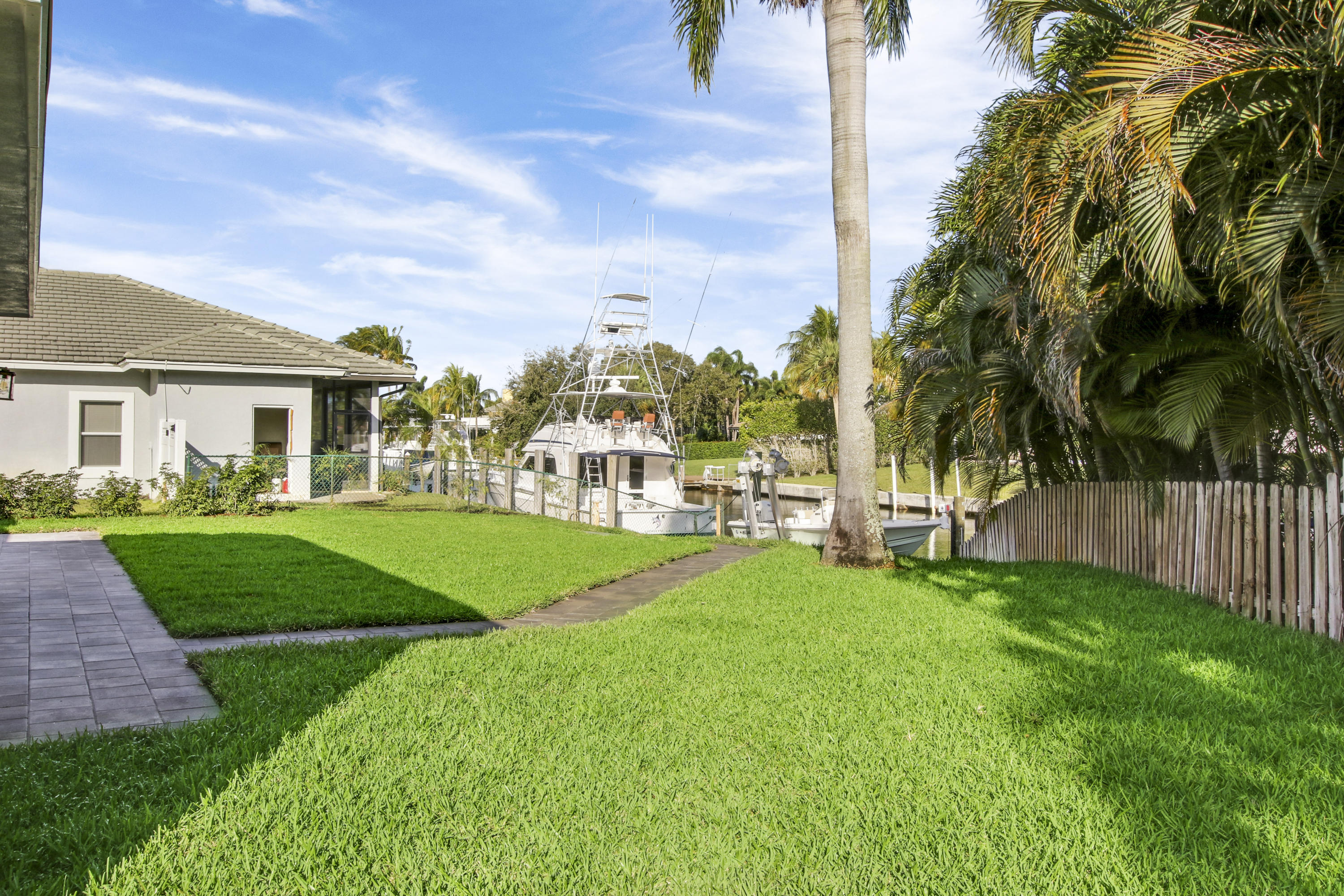 613 Shore Road North Palm Beach, FL 33408 - Photo 25 of 30 House2-7