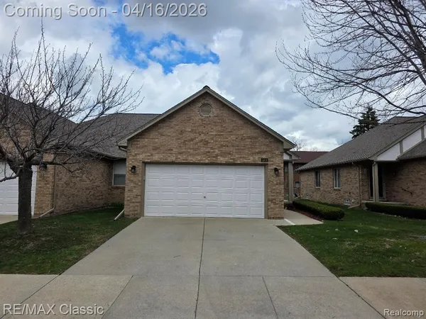 $245,000 | 3909 Sunflower Lane, Warren, MI 48091