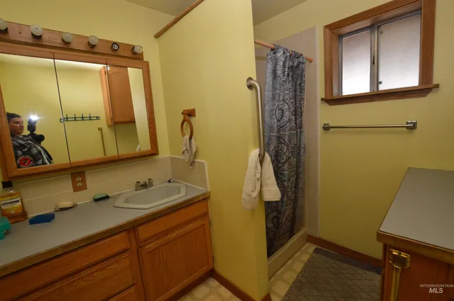 $340,000 | 510 East Main Street, Craigmont, ID 83523