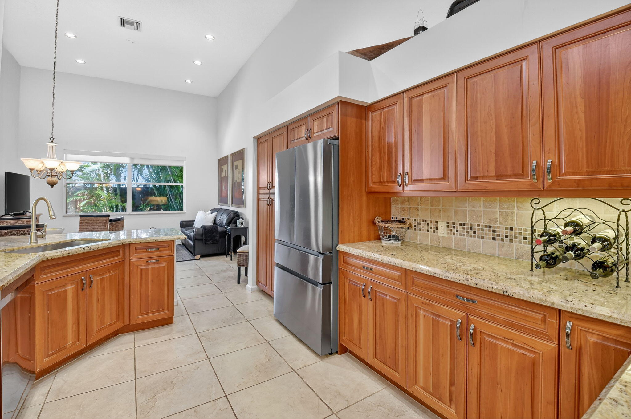 6657 Northwest 25th Way Boca Raton, FL 33496 - Photo 12 of 41 12-web-or-mls-039_DSC_0219