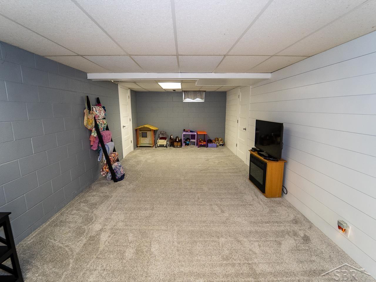 5813 Perrine Road Midland, MI 48640 - Photo 42 of 55 50088748-41.JPG