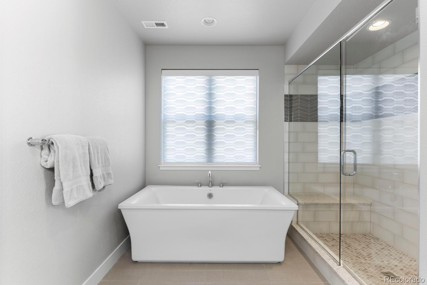 10424 Maplebrook Way Highlands Ranch, CO 80126 - Photo 25 of 50 Gallery Image 25