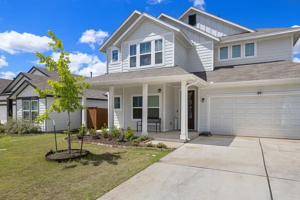 $2,550 | 109 Broken Oak Drive, Liberty Hill, TX 78642