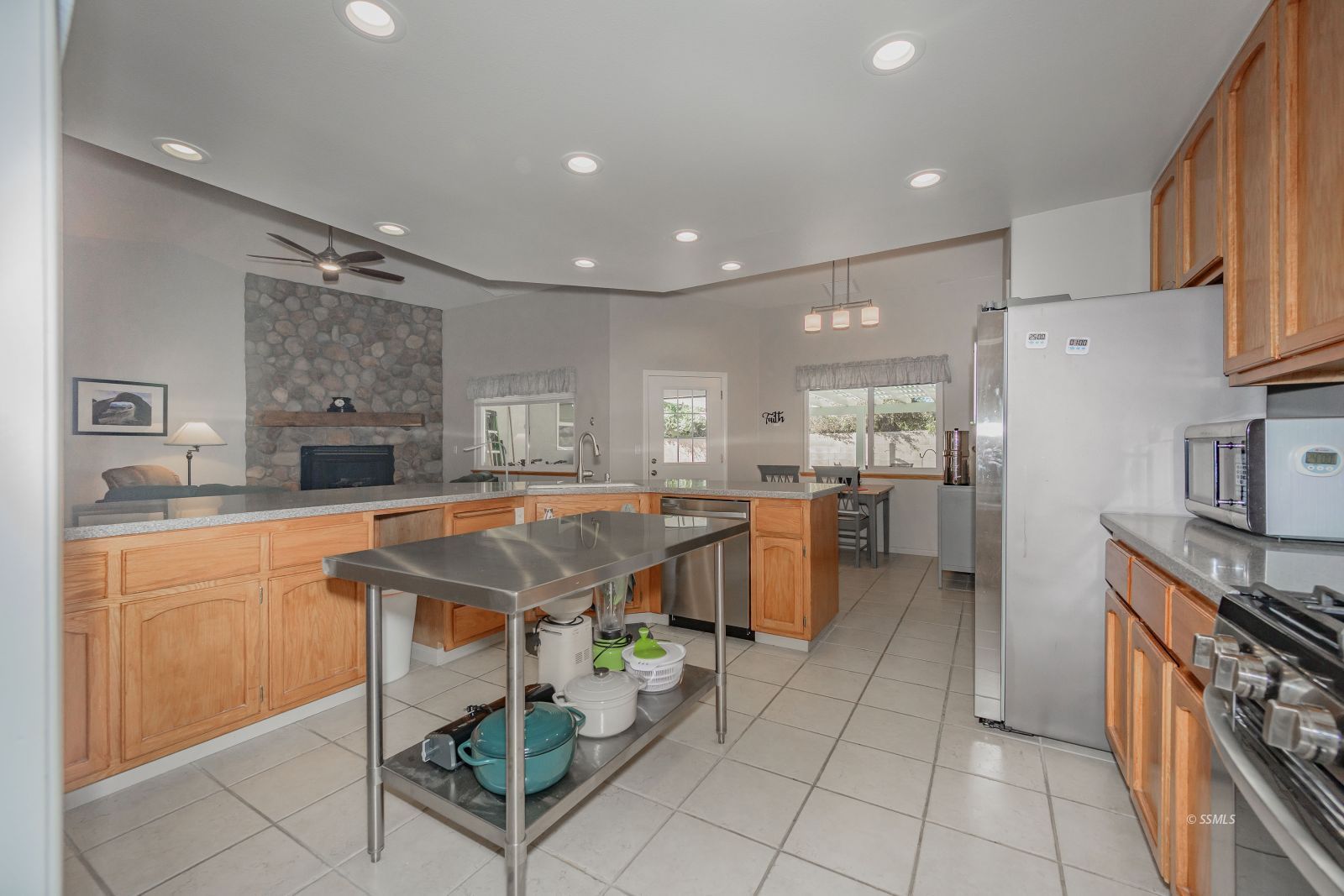 930 Margaret Avenue Ridgecrest, CA 93555 - Photo 8 of 41 Gallery Image 8