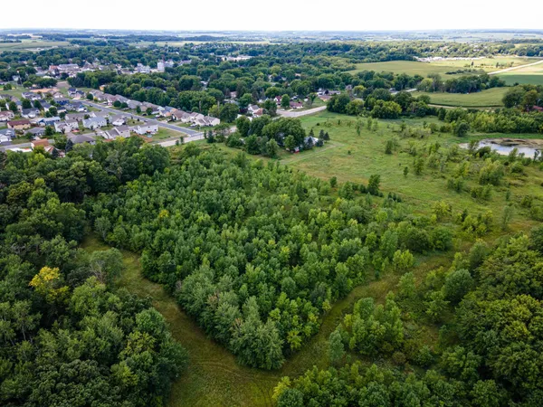 $899,900 | 8071 70th Street West, Lonsdale, MN 55046