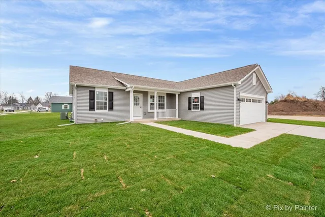 $429,900 | 300 Savannah Drive, Unit LT35, Walworth, WI 53184