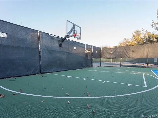 a view of a tennis court