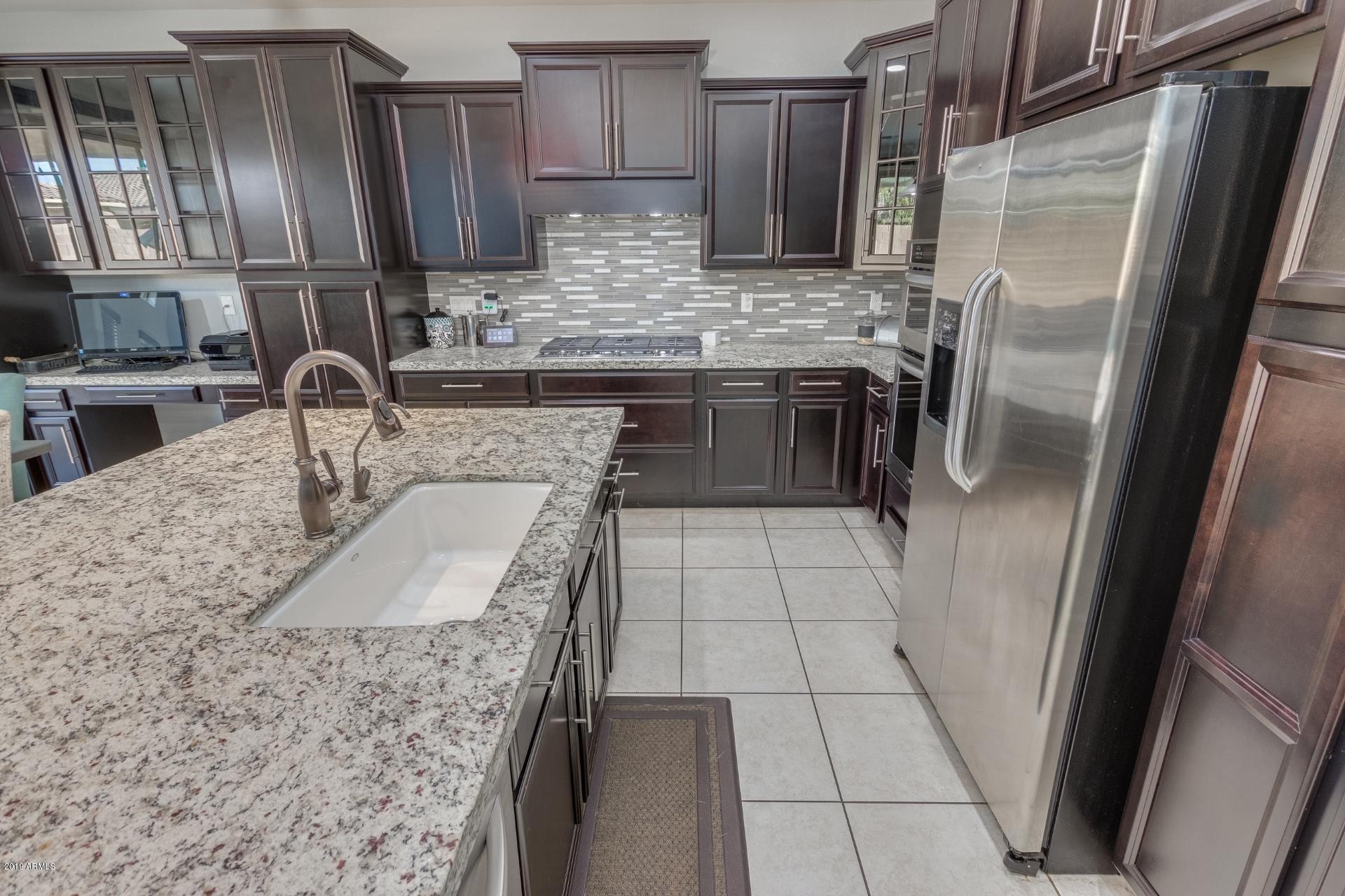 9004 West Ruth Avenue Peoria, AZ 85345 - Photo 11 of 33 0014-Ruth (13)