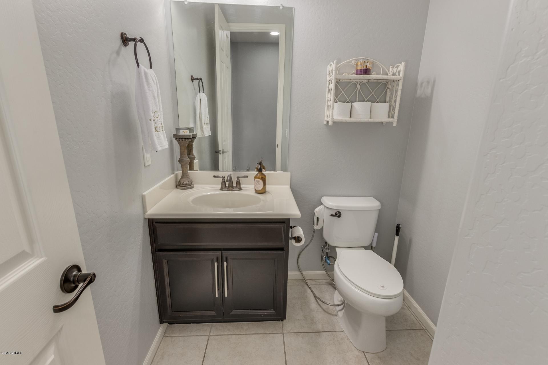 9004 West Ruth Avenue Peoria, AZ 85345 - Photo 20 of 33 0028-Ruth (27)