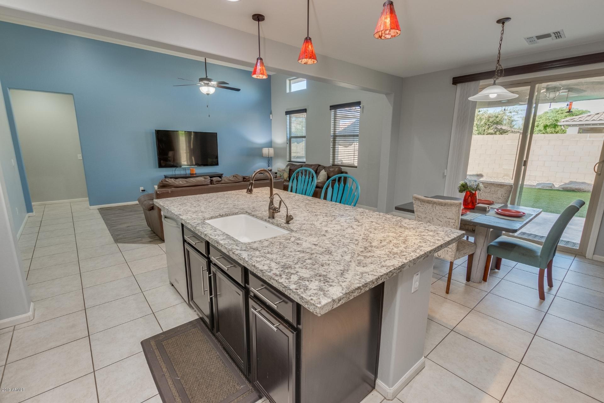 9004 West Ruth Avenue Peoria, AZ 85345 - Photo 10 of 33 0010-Ruth (11)