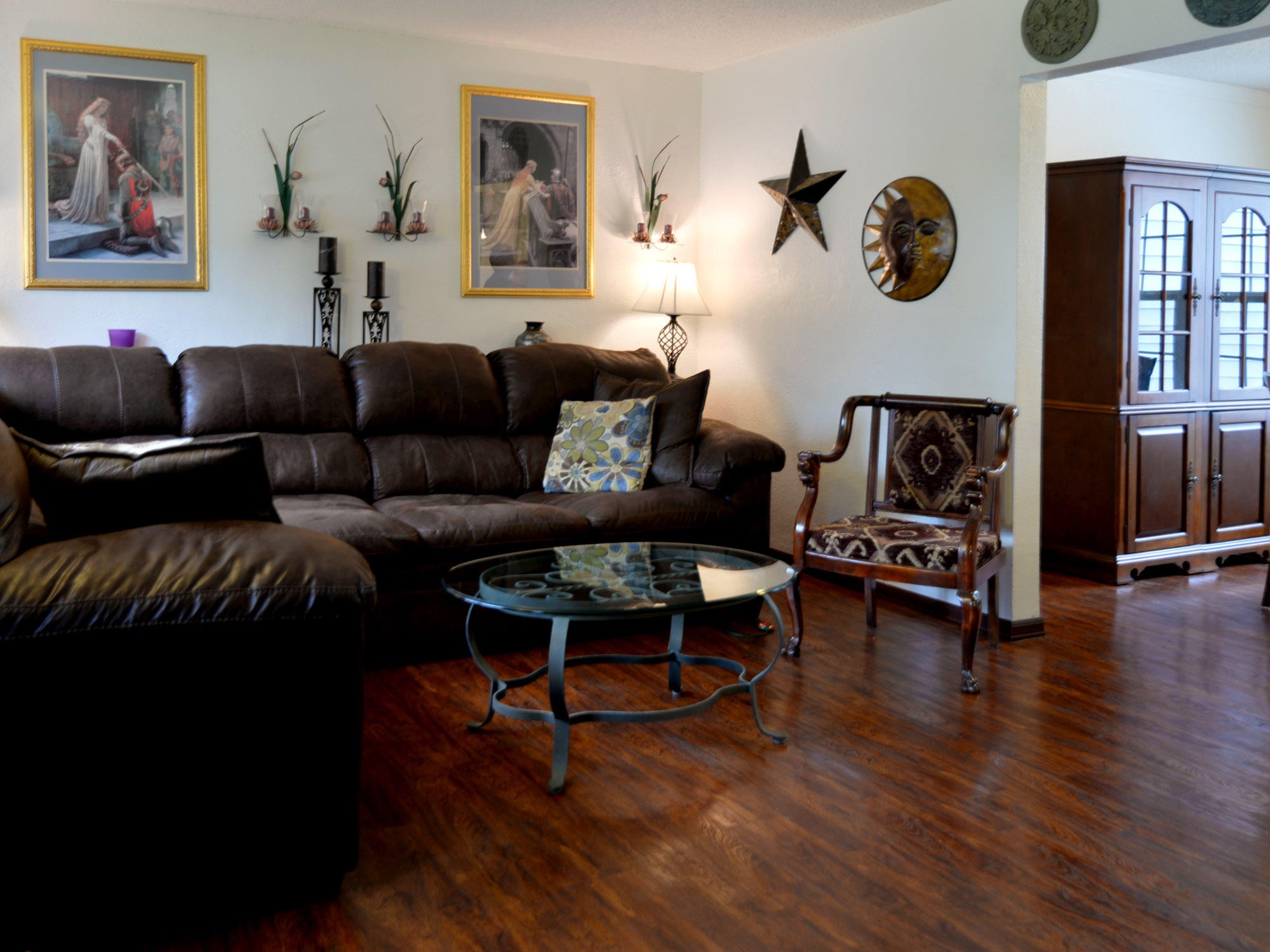 107 Salem Road Oak Ridge, TN 37830 - Photo 5 of 25 a living room with furniture and a wooden floor