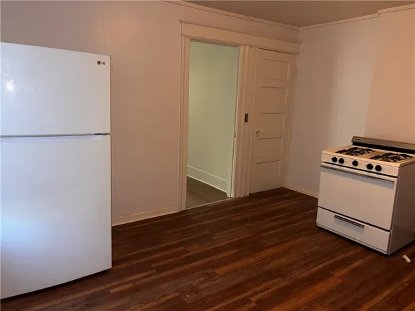 $1,100 | 100 Fairbanks Street, Rochester, NY 14621