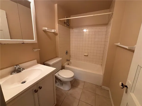 $1,100 | 100 Fairbanks Street, Rochester, NY 14621