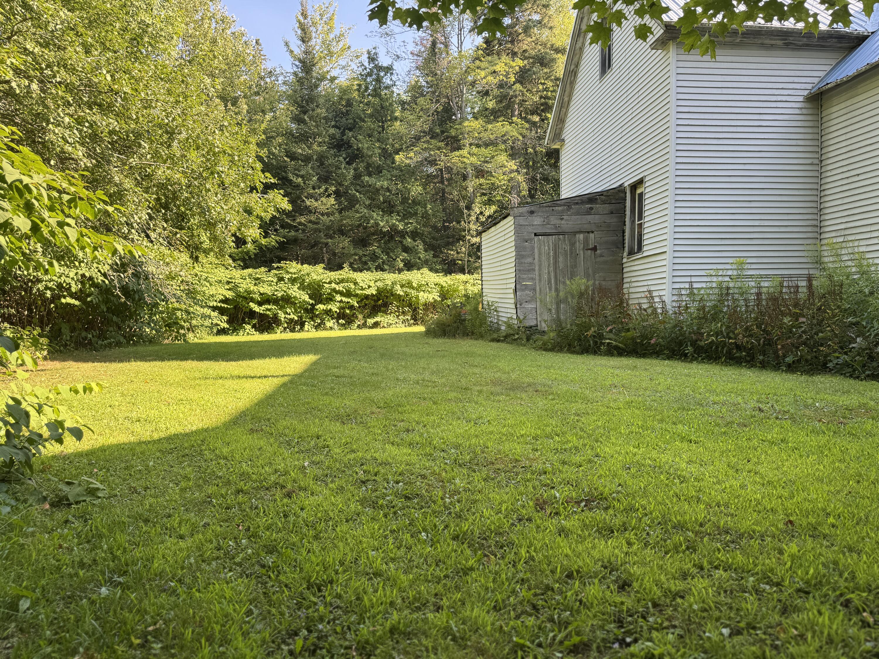 121 Main Road Abbot, ME 04406 - Photo 9 of 58 IMG_5893