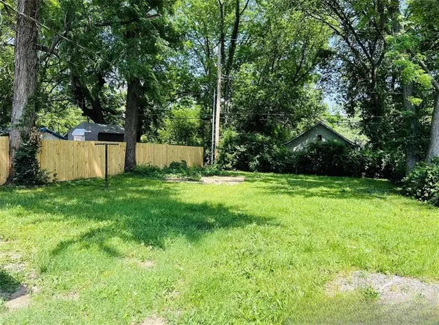 $109,500 | 6823 South Benton Avenue, Kansas City, MO 64132