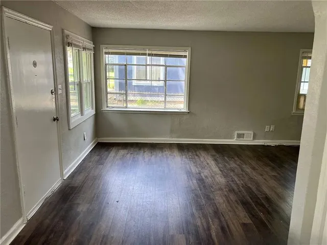 $109,500 | 6823 South Benton Avenue, Kansas City, MO 64132