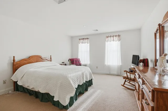 $339,900 | 1818 Main Street, Unit 204, Holden, MA 01522