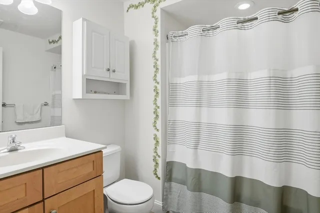 $339,900 | 1818 Main Street, Unit 204, Holden, MA 01522