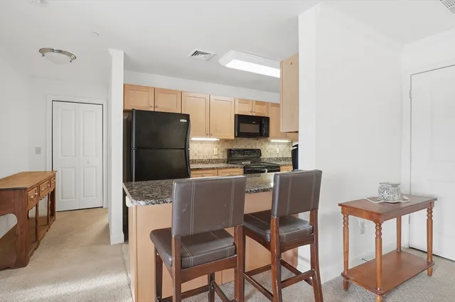 $339,900 | 1818 Main Street, Unit 204, Holden, MA 01522