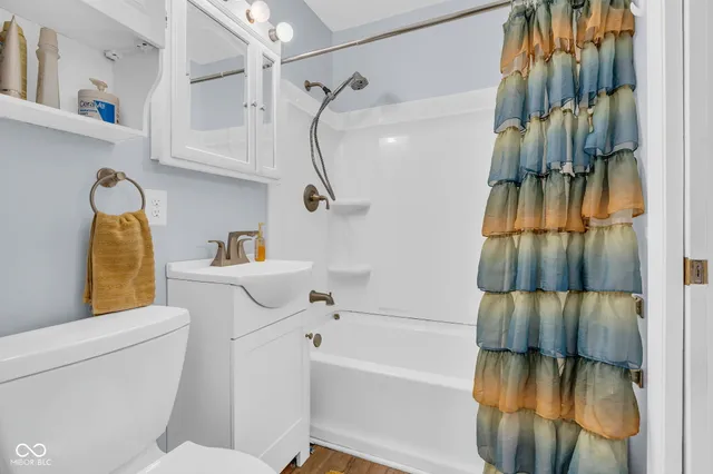 $235,000 | 239 Shelton Place, Whiteland, IN 46184