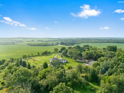 $1,599,000 | W1940 County Road D, Spring Prairie, WI 53105