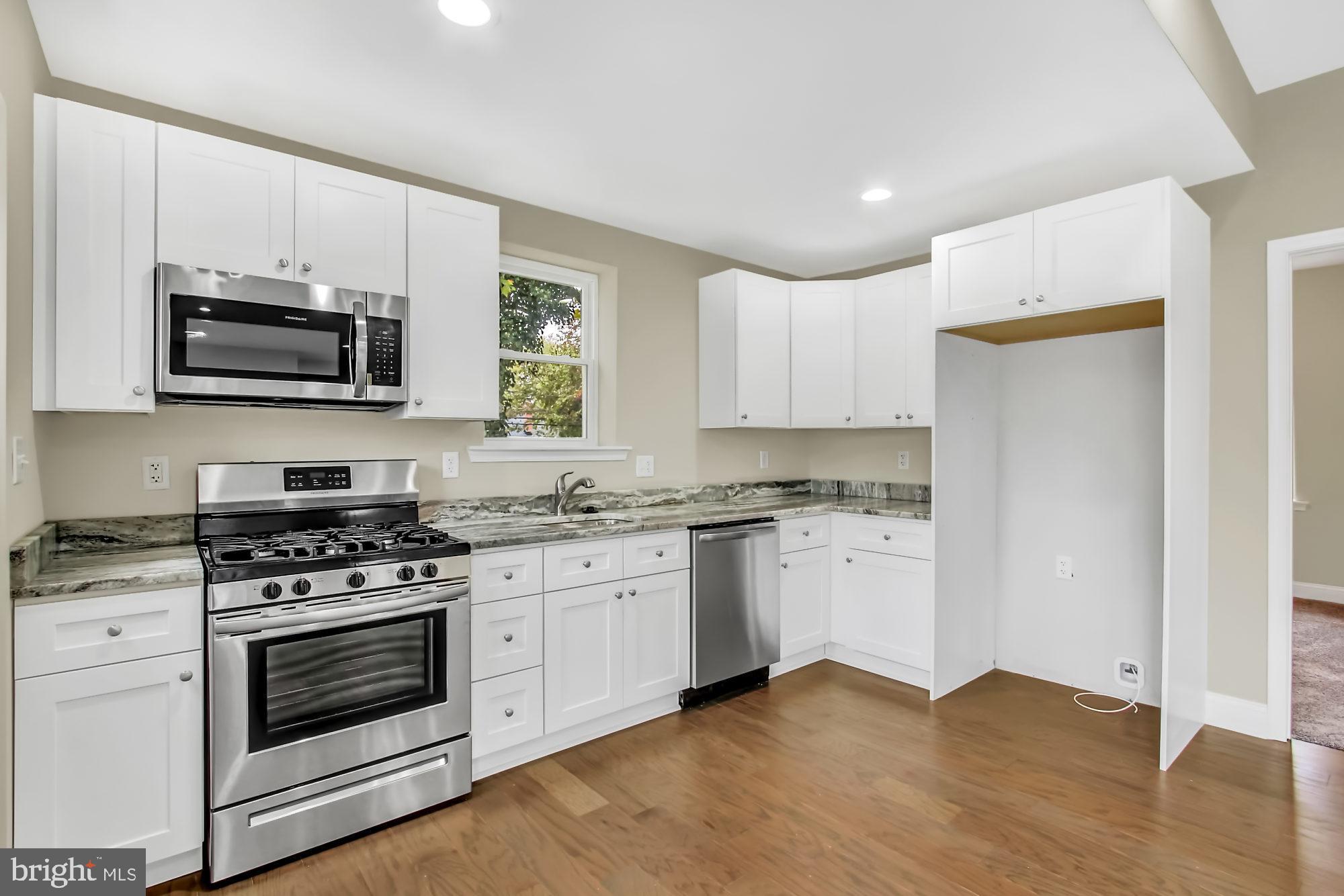 615 Meadow Road Baltimore, MD 21206 - Photo 5 of 27 Kitchen