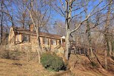 3220 Fordham Road Southwest Roanoke, VA 24014 - Photo 6 of 33 a view of building along with trees