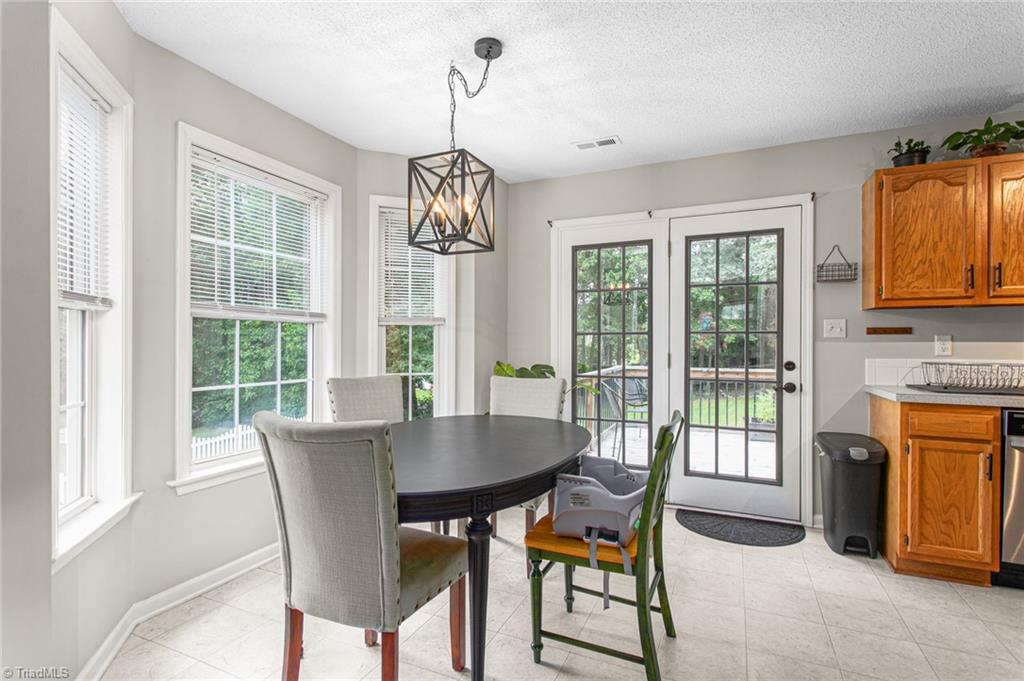 247 South Twin Hill Road Clemmons, NC 27012 - Photo 9 of 46