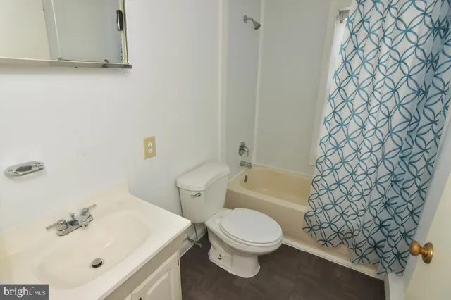 $1,250 | 24 Jackson Avenue, Unit 2, Winchester, VA 22601